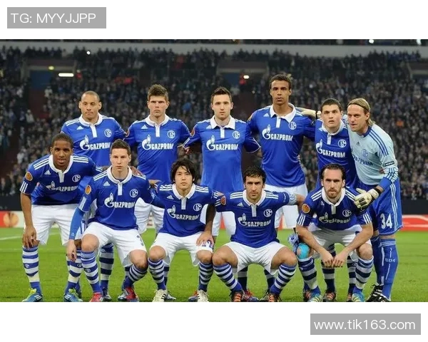 沙尔克04重回升势,主场小胜奥格斯堡德甲排名稳步回升 沙尔克04重回升势,主场小胜奥格斯堡德甲排名稳步回升