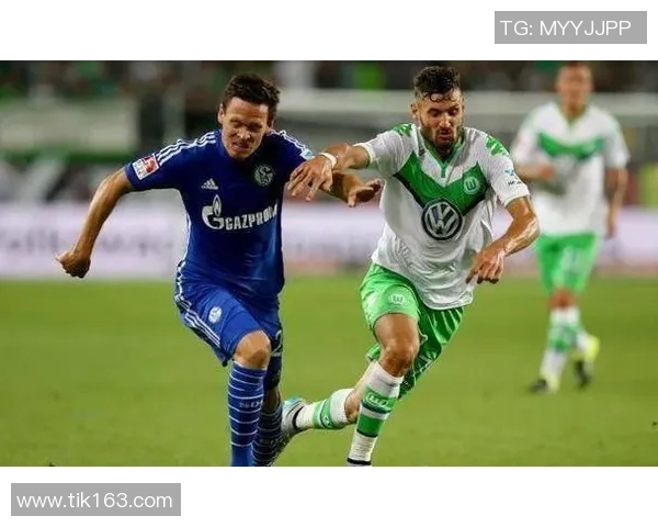 狼堡客场惊险战平,德甲榜首宝座岌岌可危